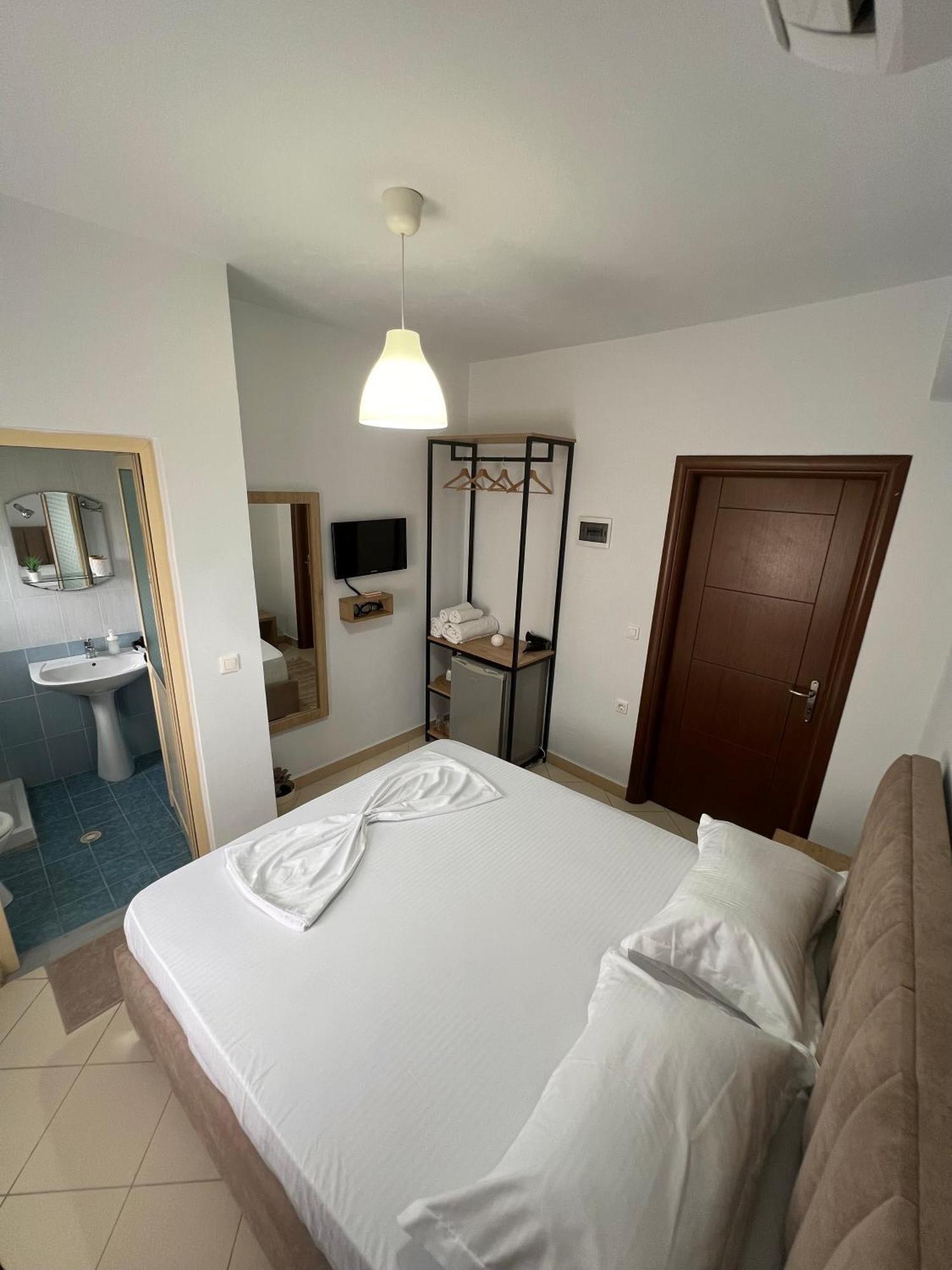 Helios Rooms Саранда Экстерьер фото