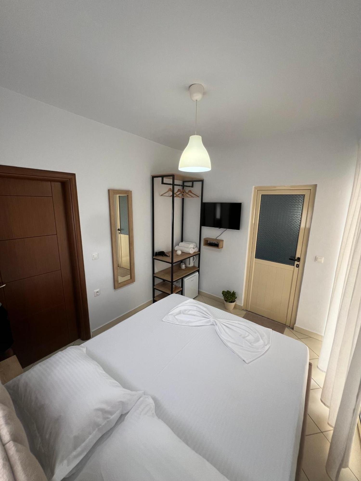 Helios Rooms Саранда Экстерьер фото